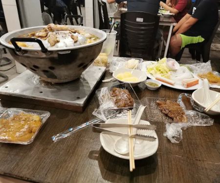 19 Thai Mookata