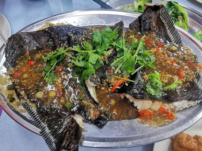 Kim Wah Restaurant | 万挠蕉赖蒸鱼头 Picture 6