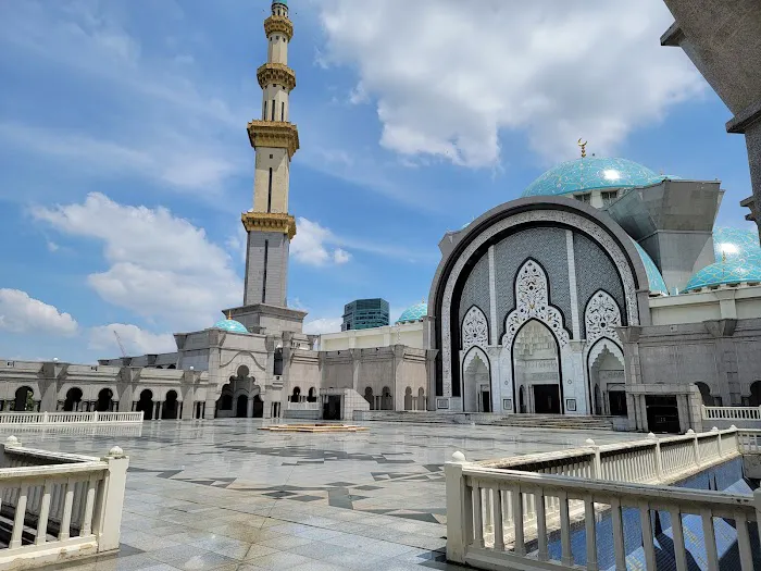 Masjid Wilayah Persekutuan (The Federal Territory Mosque) Picture 5