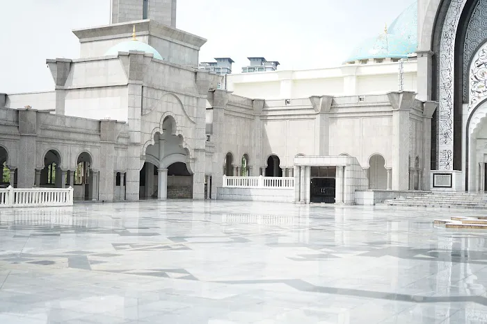 Masjid Wilayah Persekutuan (The Federal Territory Mosque) Picture 7