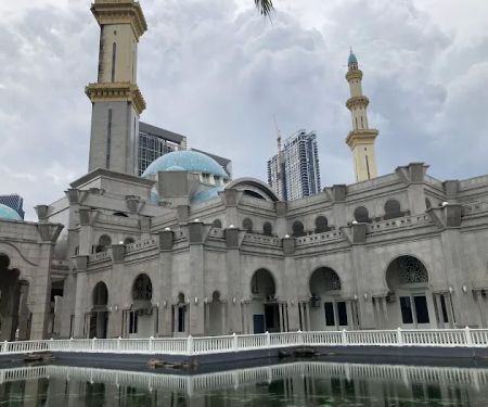 Masjid Wilayah Persekutuan (The Federal Territory Mosque)