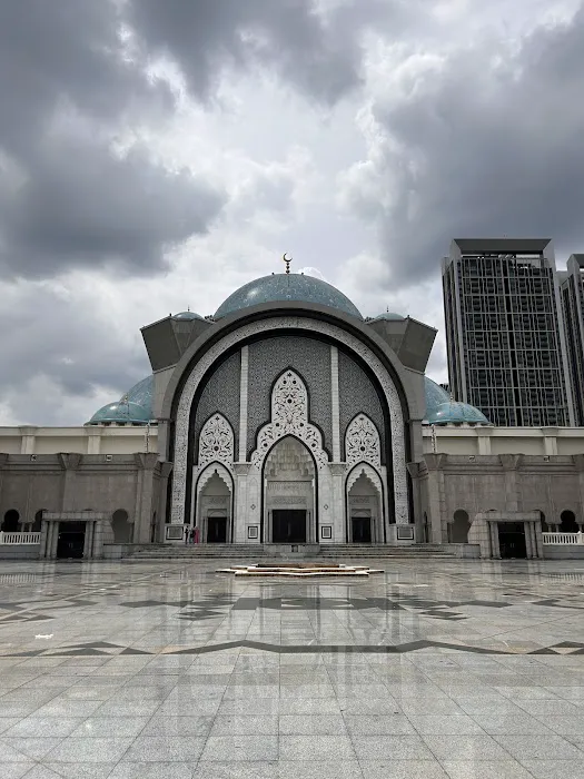 Masjid Wilayah Persekutuan (The Federal Territory Mosque) Picture 8