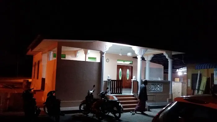 Surau Al-Mubarak Kg Sg Pinang Picture 4