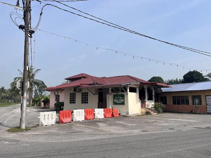 Surau Al-Mubarak Kg Sg Pinang Picture 6