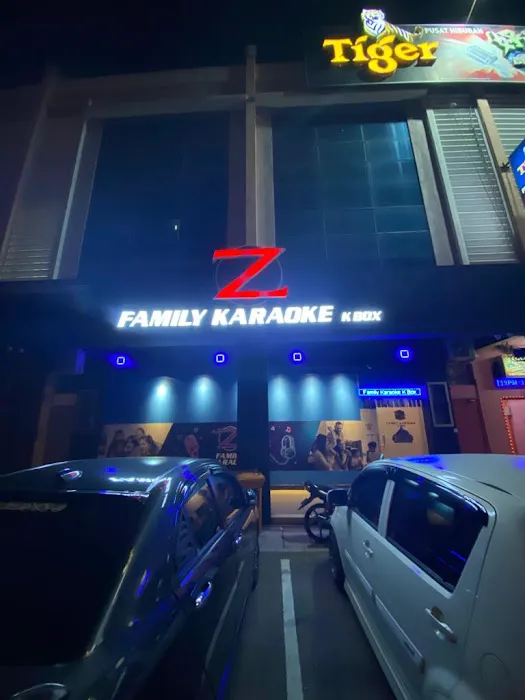 Z FAMILY KARAOKE KBOX Picture 1