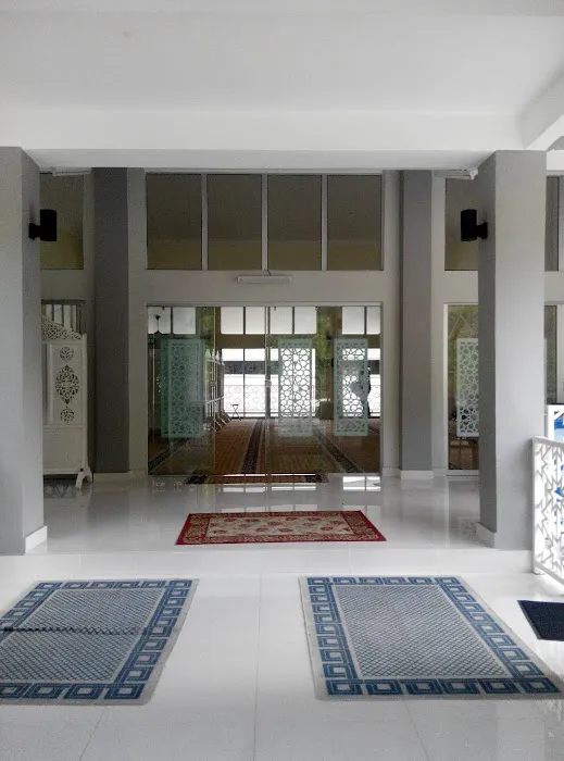 Surau Taman Sering Ukay Picture 7