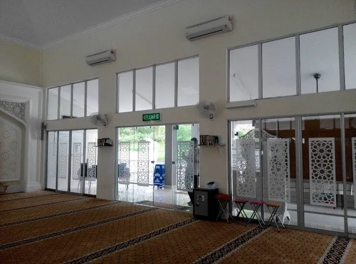 Surau Taman Sering Ukay Picture 9