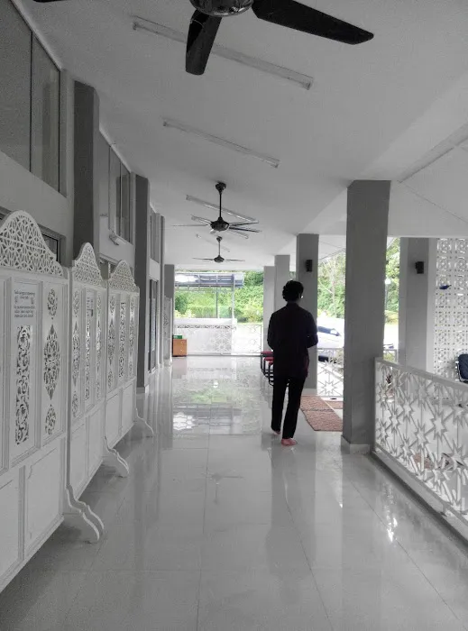 Surau Taman Sering Ukay Picture 6