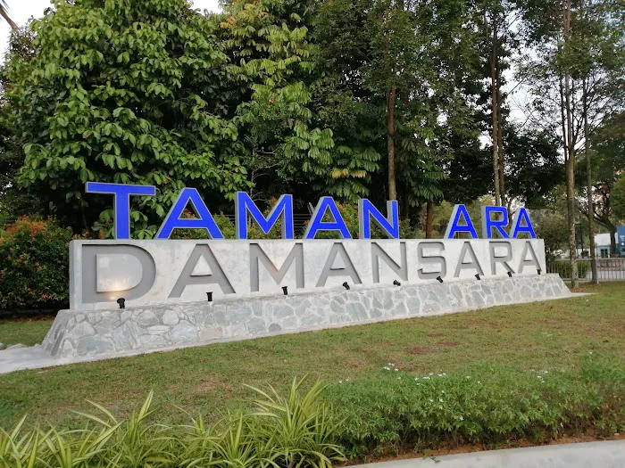 Ara Damansara Park Picture 6