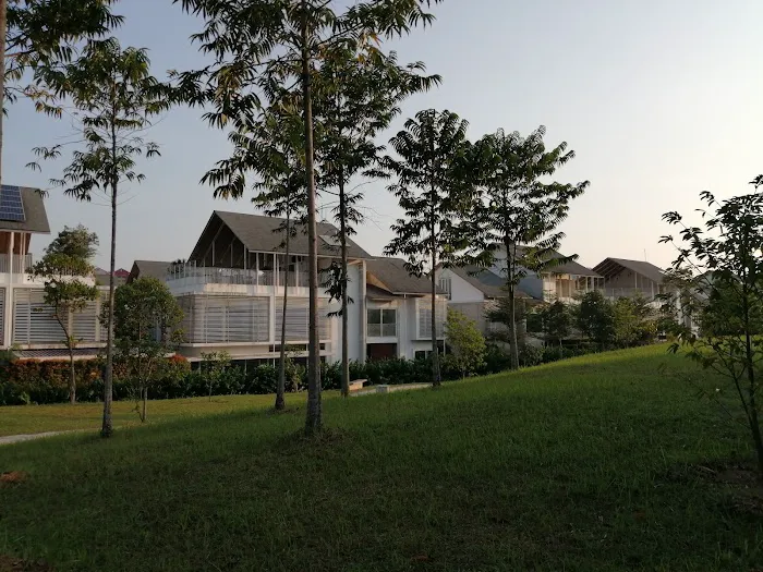 Ara Damansara Park Picture 4