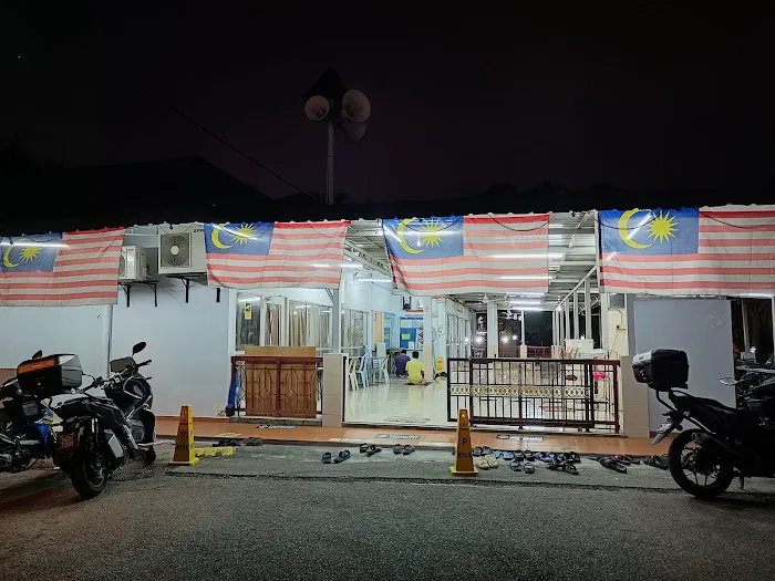Al-Abrar Surau Picture 2