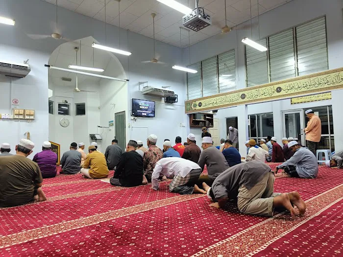 Al-Abrar Surau Picture 3