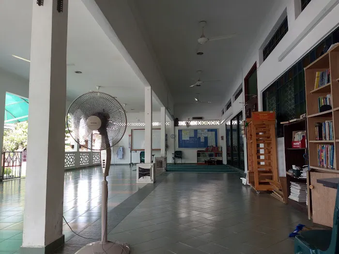 Surau Al-Madani Picture 1