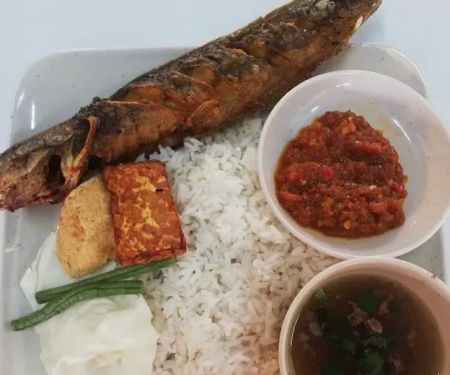 Cik Sal Corner
