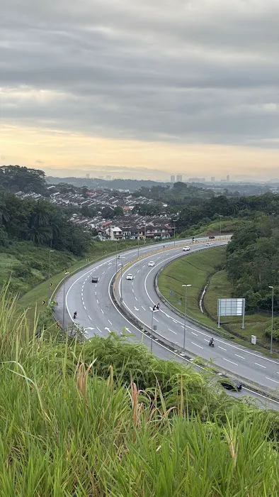 Bukit Serdang Hiking Trail Picture 8