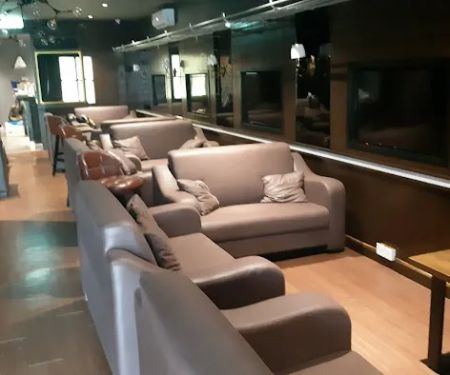 dCabin 33 Bistro