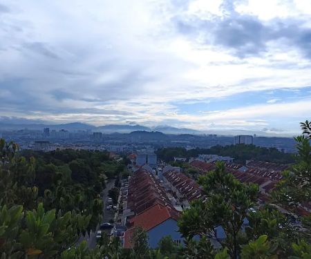 Bukit Serdang Hiking Trail | Parking