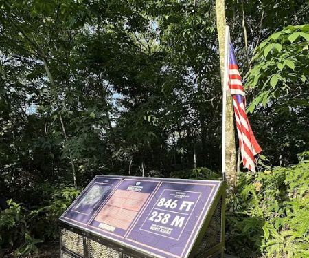 Bukit Kiara Peak
