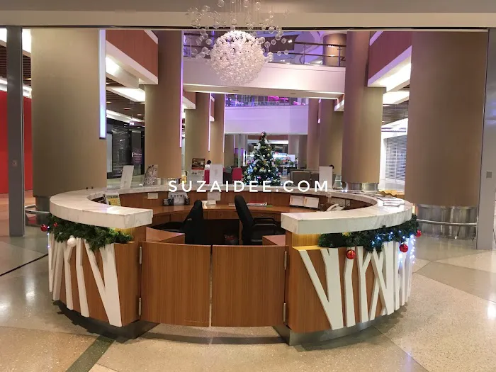 Strand Mall Picture 4