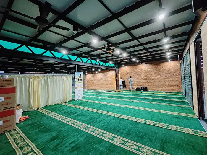 Surau Al-Medina Nilai Impian (SAMNI) Picture 8