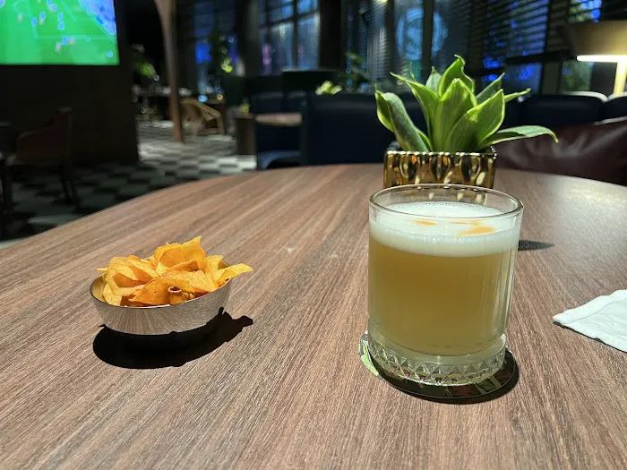 The Botanist Lounge & Bar Picture 7