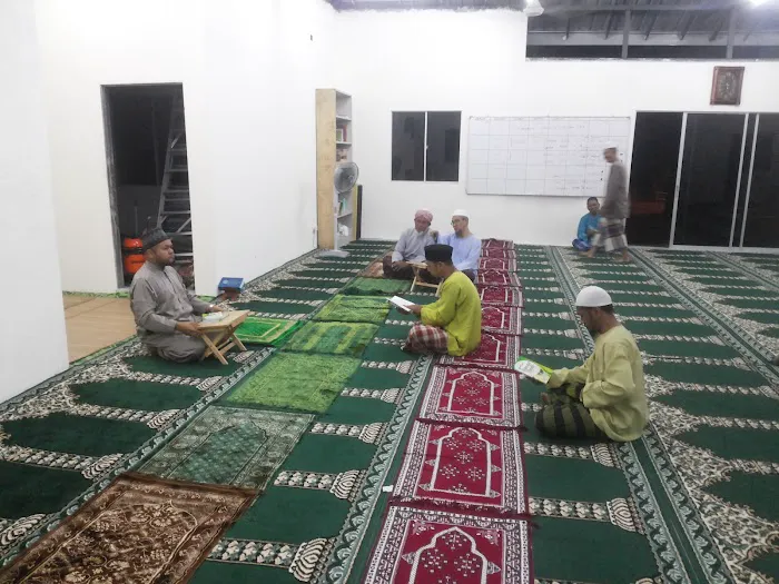 Surau Al Huda Picture 2