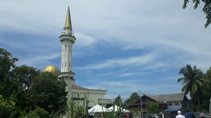 Masjid al-Munir Kampung Selamat Picture 3