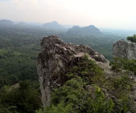 Bukit Batu Putih
