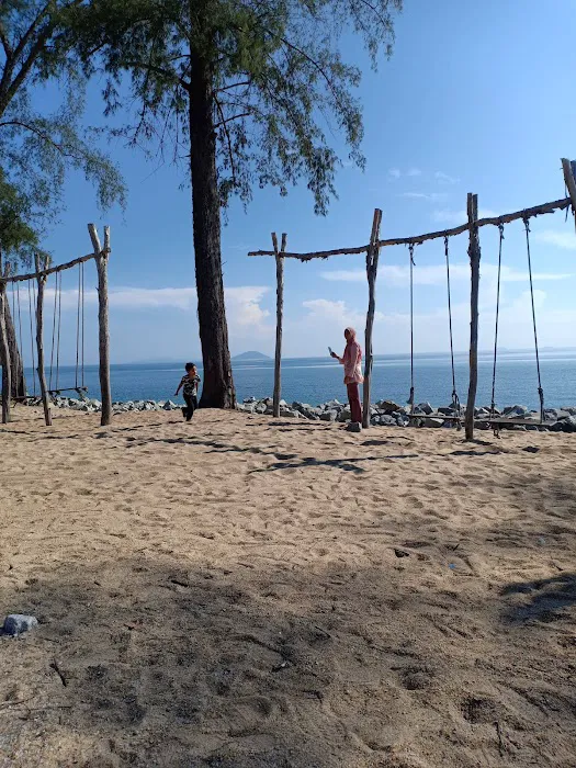 Pantai Mengabang Telipot Picture 1