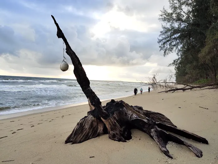 Pantai Batu Buruk Picture 1
