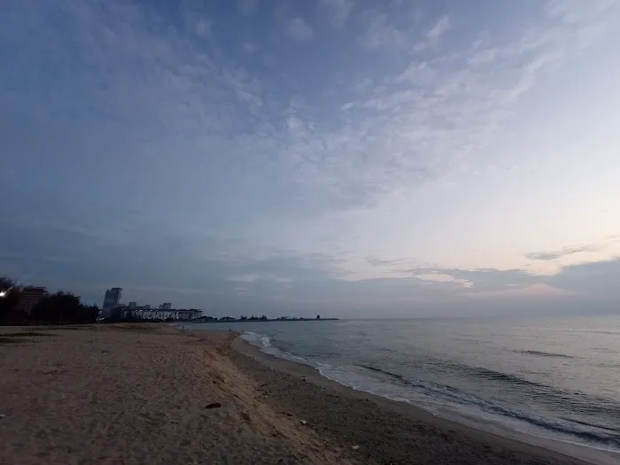 Pantai Batu Buruk Picture 5
