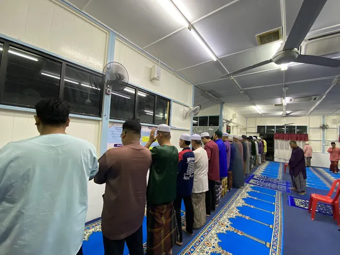 Surau Taman Tunku Puan Cik Picture 4
