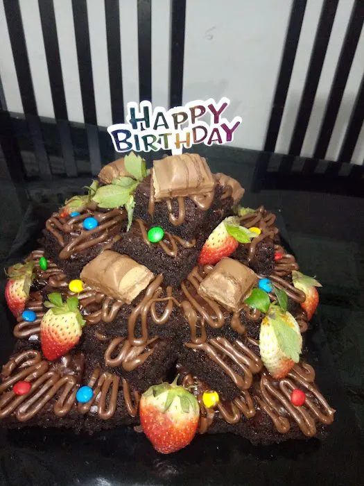 My Dallyne's Kitchen Picture 1