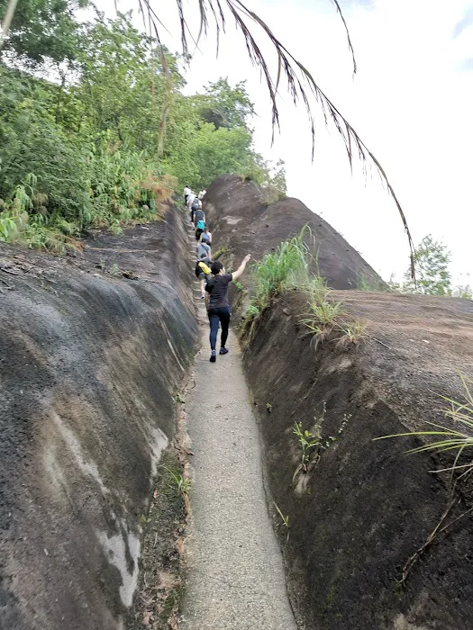 Jalan bukit Kuari Rawang Picture 3