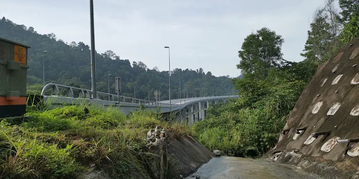 Jalan bukit Kuari Rawang Picture 2