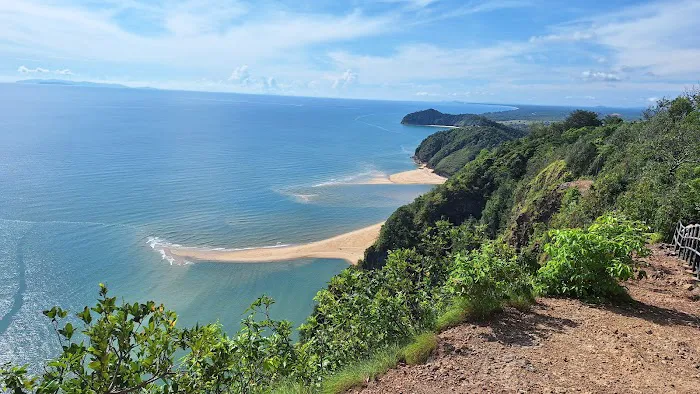 Bukit Keluang Trail Head (short) Picture 4