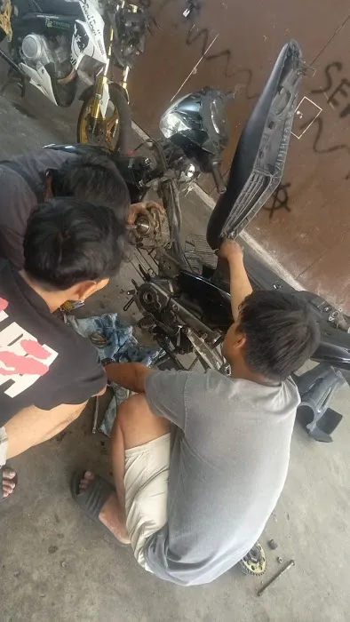 Tempat Lepak Blok A Picture 4