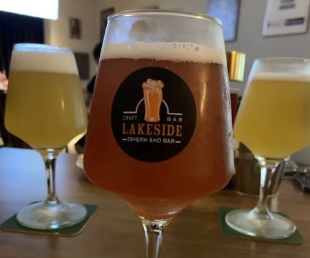 Lakeside Tavern & Bar