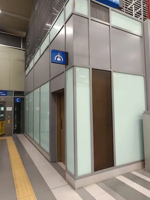 Surau stesen KTMB Kajang Picture 3