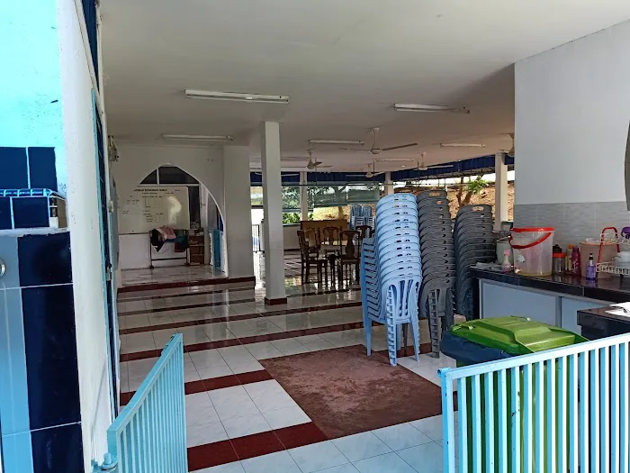 Surau Al-hidayah (Surau Jumaat 2 Tingkat) Picture 5