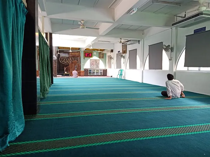 Surau Al-hidayah (Surau Jumaat 2 Tingkat) Picture 2