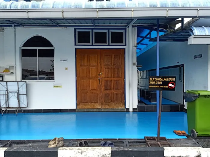 Surau Al-hidayah (Surau Jumaat 2 Tingkat) Picture 1