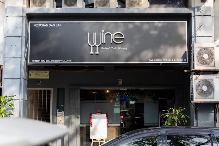 Ywine Kitchen & Bar @ Danau Desa Picture 4