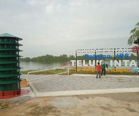 Dataran Udang Galah Teluk Intan
