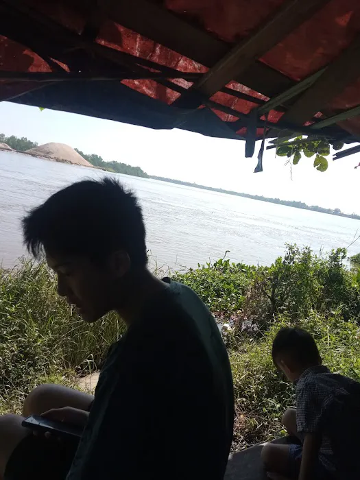 River Front Woo Saik Hong Picture 1