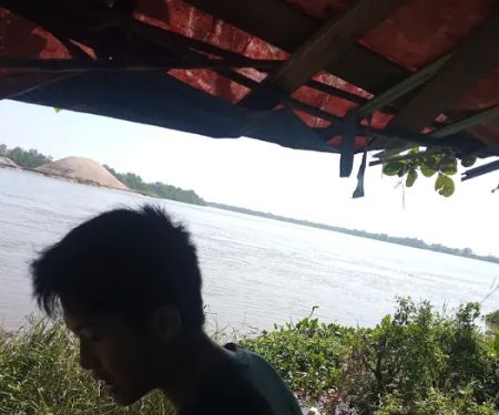 River Front Woo Saik Hong