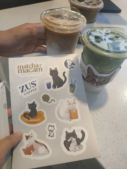 ZUS Coffee - Plaza Low Yat Picture 3