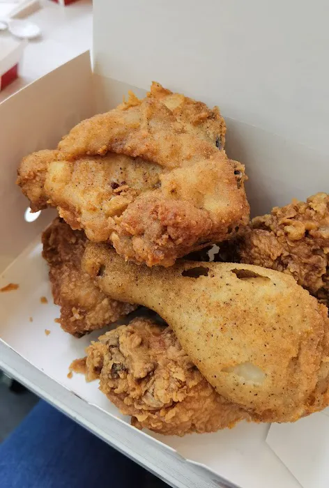 KFC Low Yat Plaza Picture 5