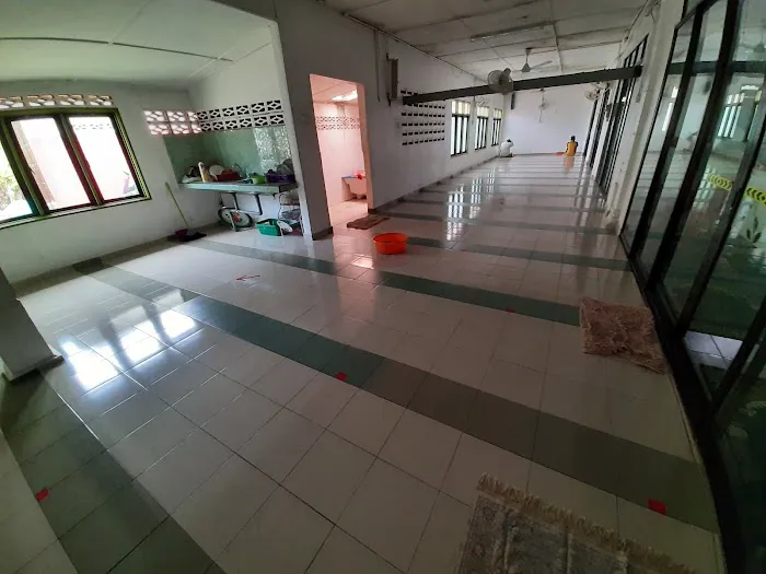Masjid Al-Fattah Batu Tiga Picture 10