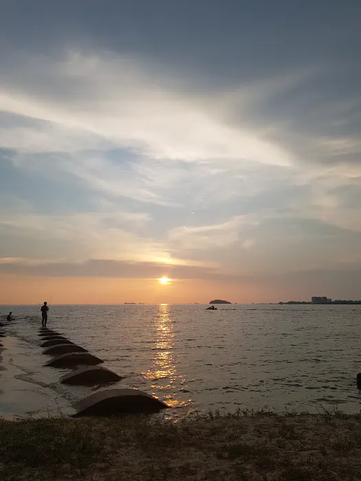 Port Dickson beach Picture 2